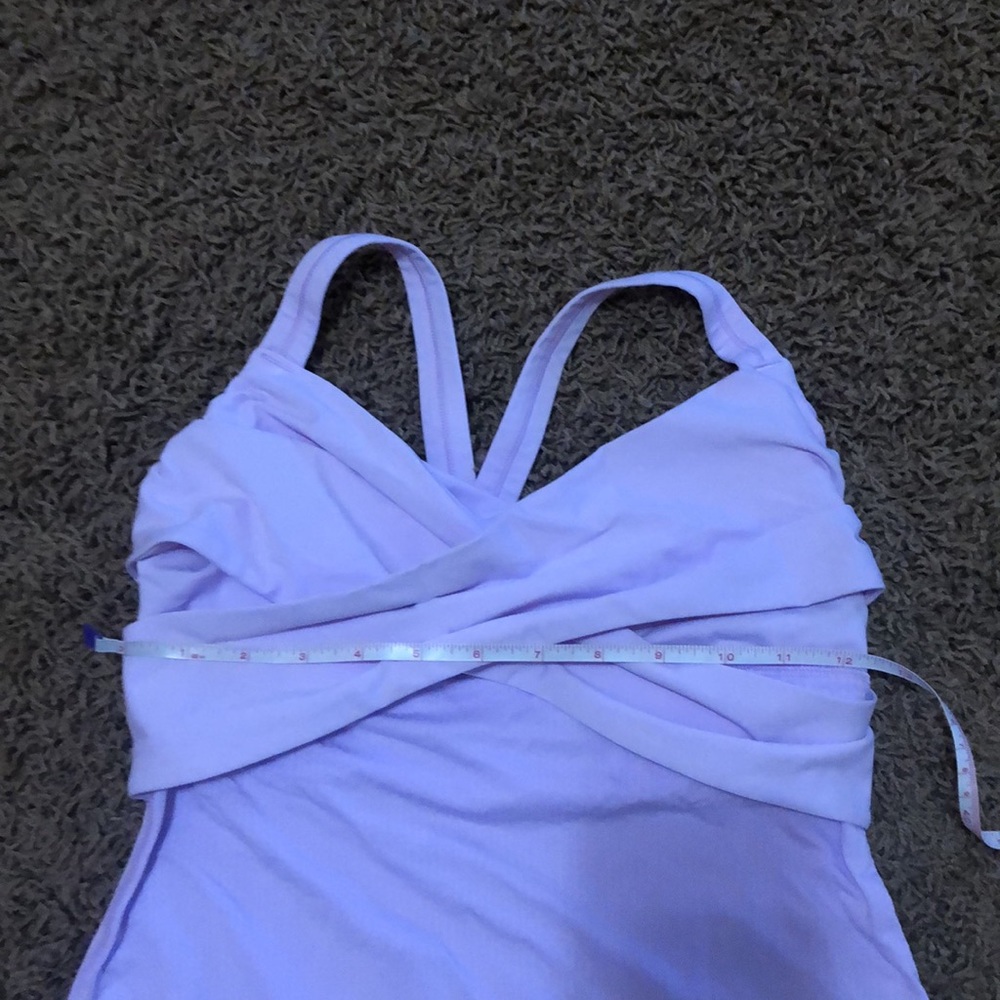 Lululemon Wrap It Up Tank With Built-In Bra Size … - image 4